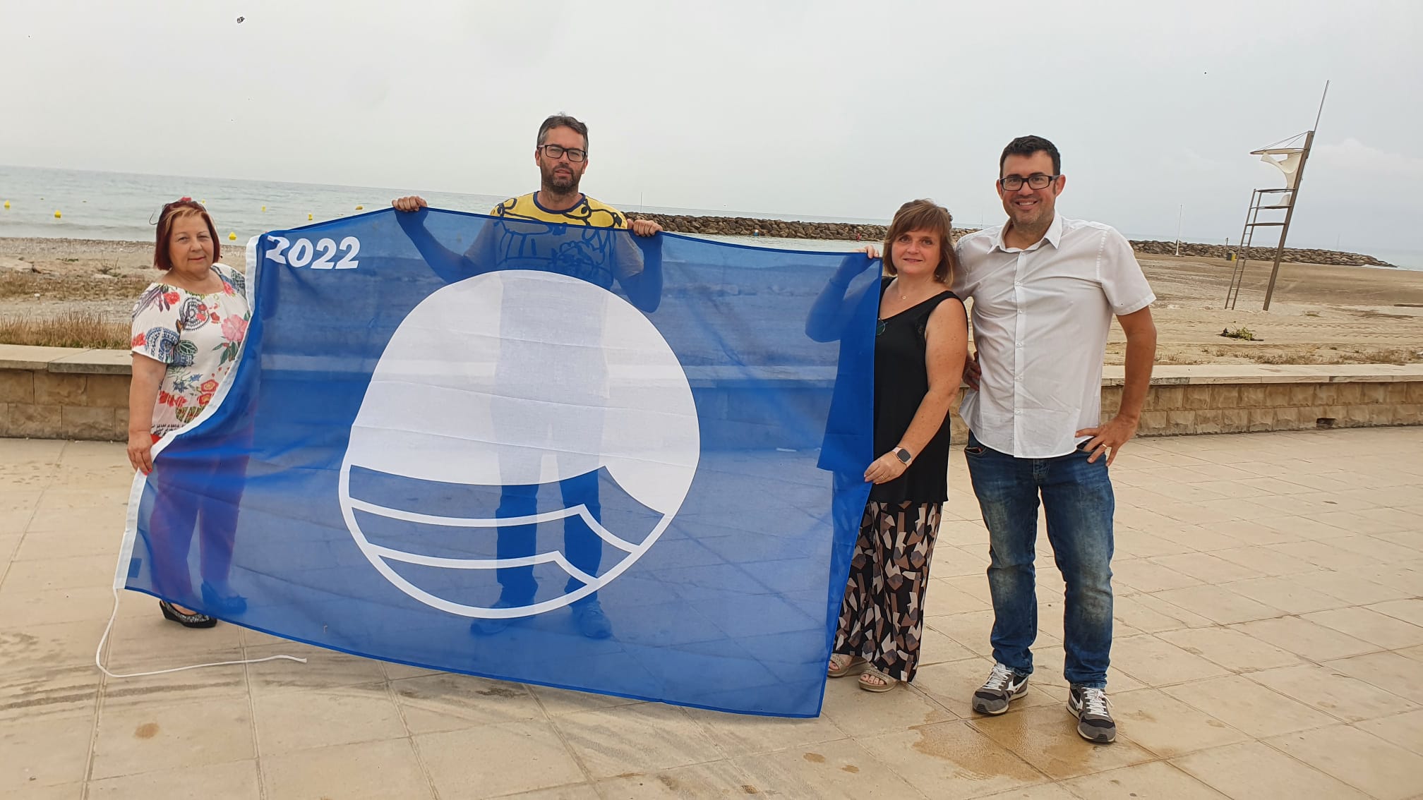 Read more about the article Les platges de Cunit renoven la Bandera Blava per aquest 2022