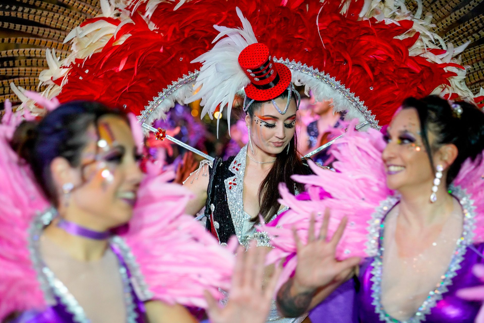 Read more about the article La Gran Rua de Carnaval va tornar a omplir Cunit